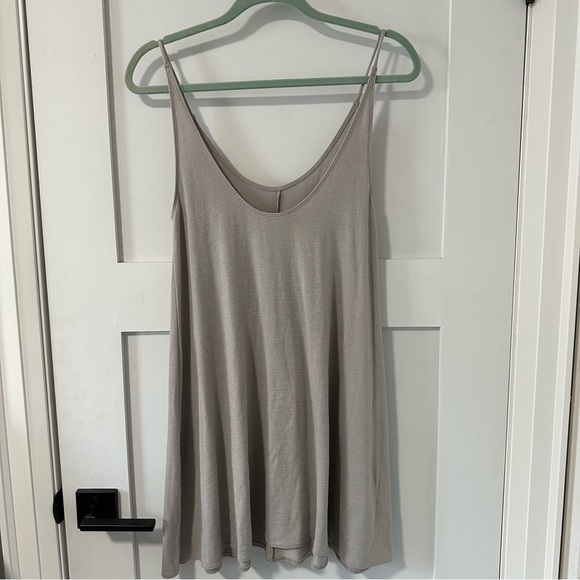 Wilfred Free Flowy Dress - Picture 4 of 5